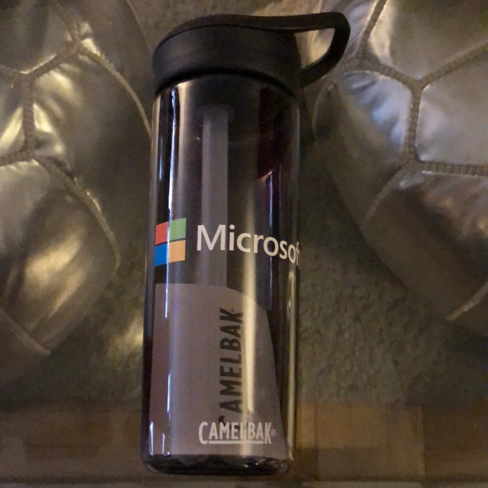 NWT Microsoft branded Camelbak, 600ml